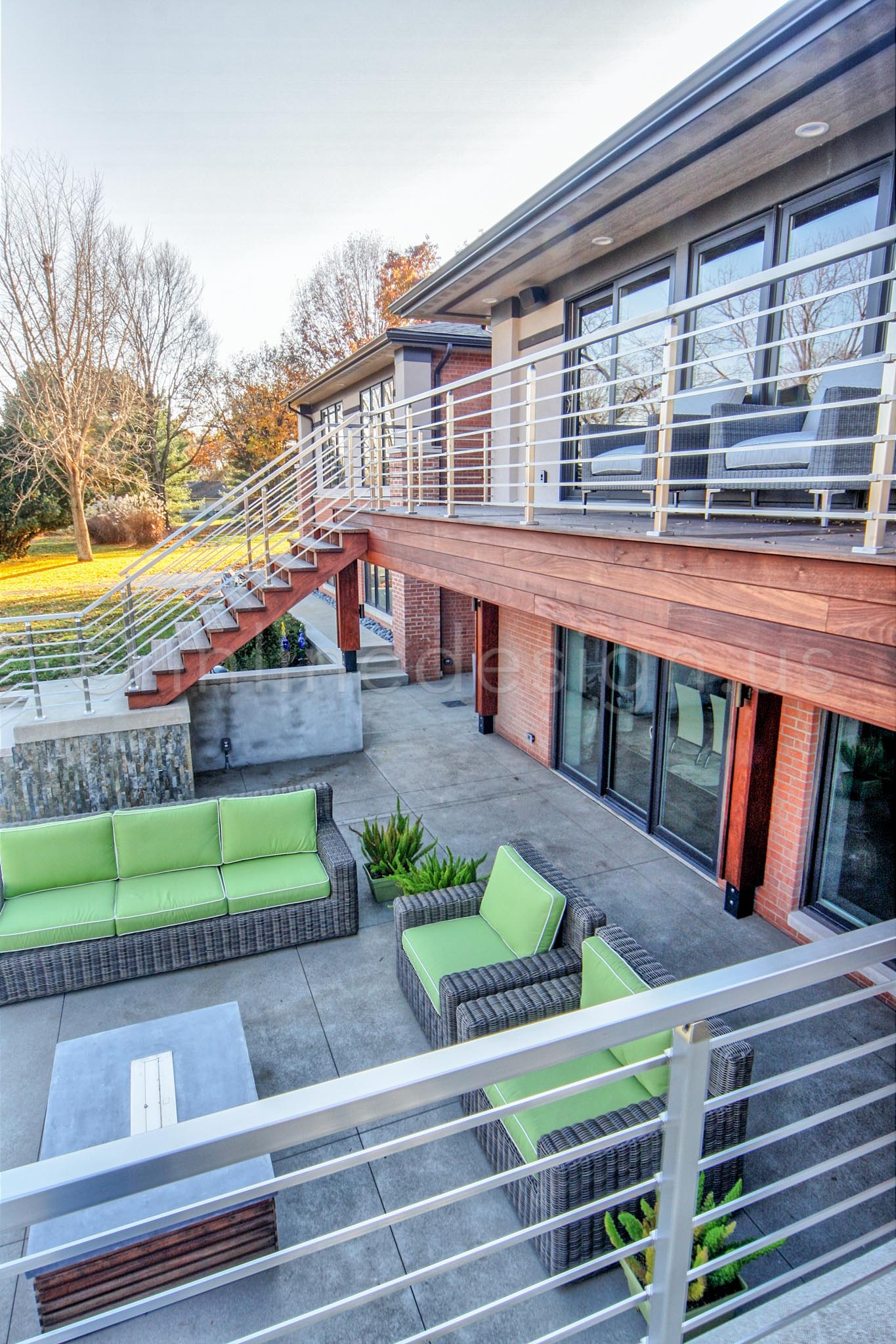 Balcony railing