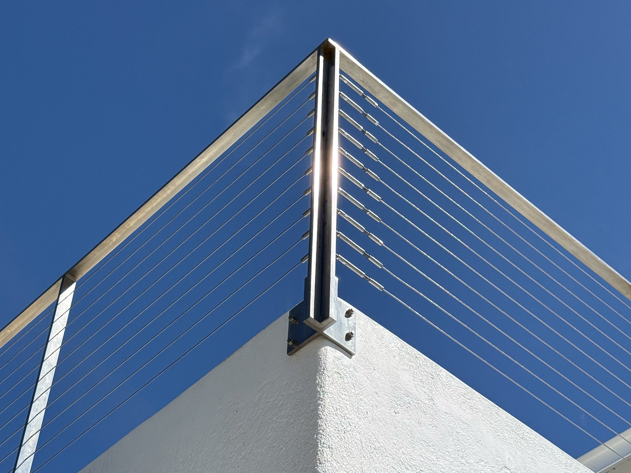 Inline Design stainless steel cable railing Arcadia project