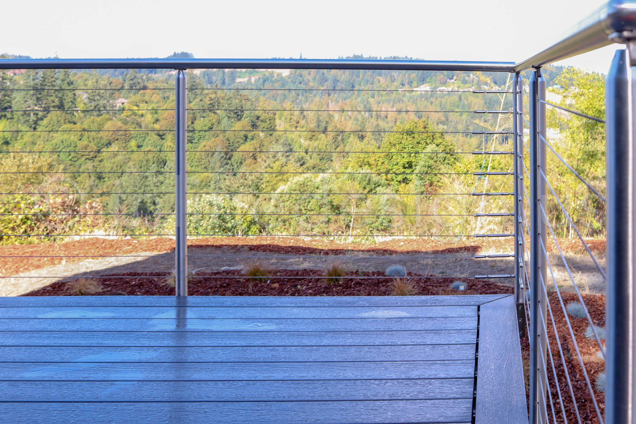 outdoor deck railing