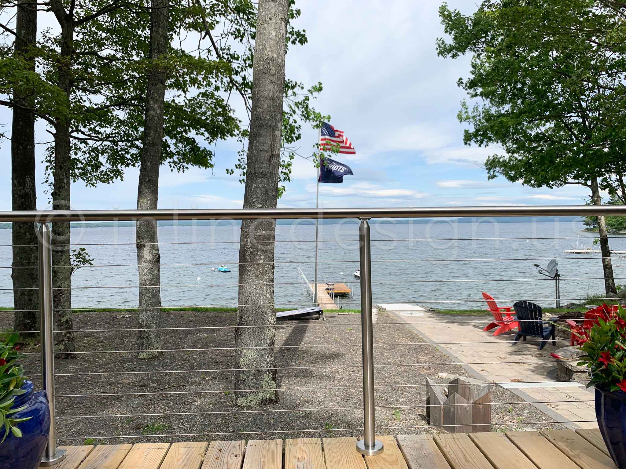 middle post cable railing